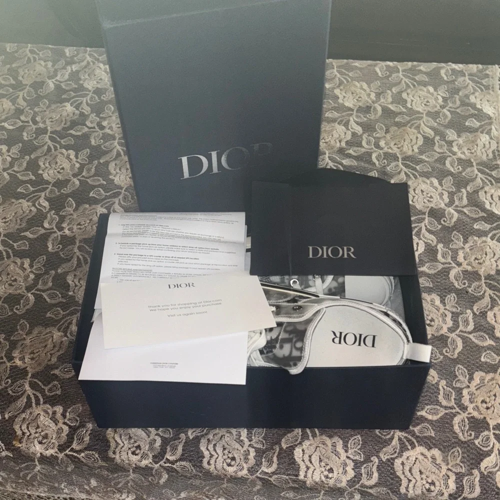 Dior Monochrome Sneakers in Elegant Black & White Gently Used. Men’s EU 47/14 US - Picture 5 of 15